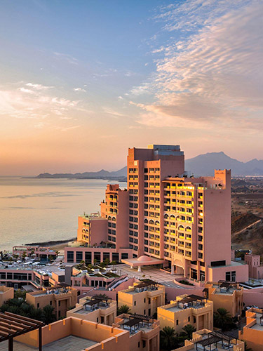 Fairmont Fujairah Beach Resort Luxury Hotel In Fujairah