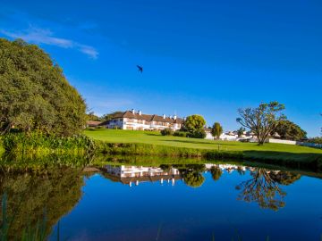 Fairmont Mount Kenya Safari Club - Luxury Hotel in Nanyuki (Kenya)